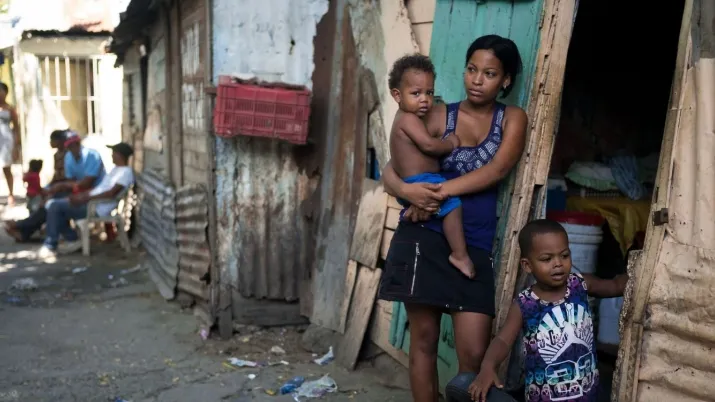 Habitants du quartier vulnérable aux inondations de la Barquita (Saint-Domingue Est, République Dominicaine) relogés grâce à un programme financé par l'AFD