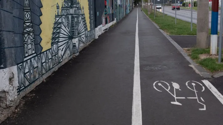 Bande cyclable en Serbie