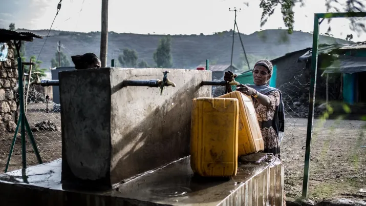 Accélérer la mobilisation de la société civile en faveur des droits humains à l’eau et à l’assainissement
