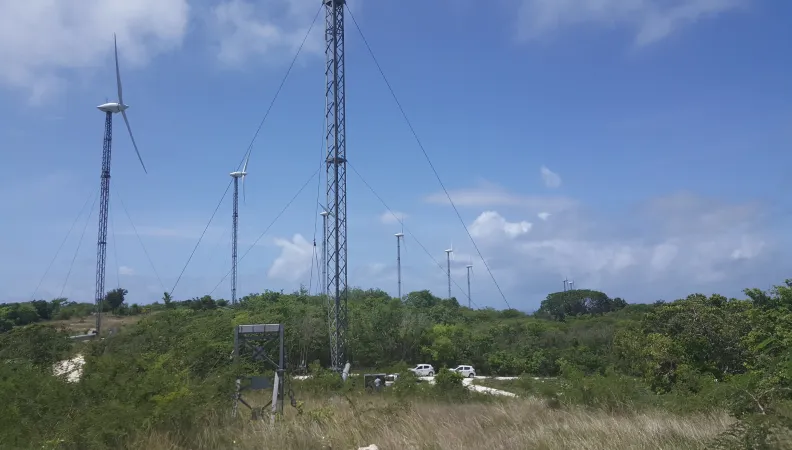 Financer la première centrale éolienne avec stockage d'énergie de France