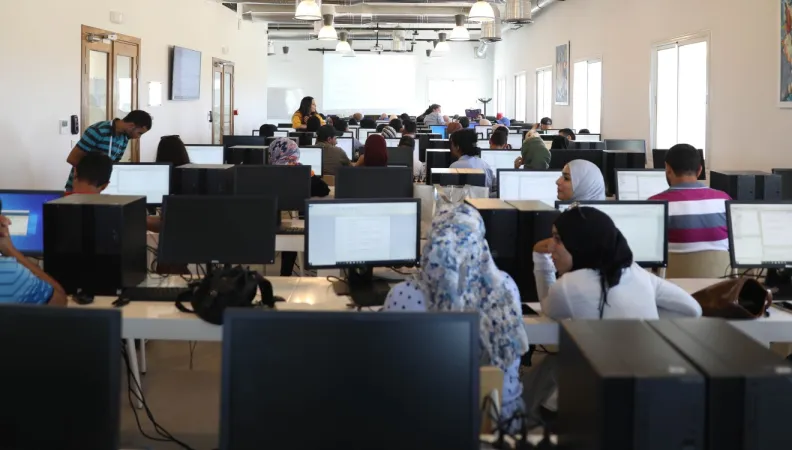 Projet ELIFE : former des jeunes diplômés sans emploi aux métiers porteurs du numérique