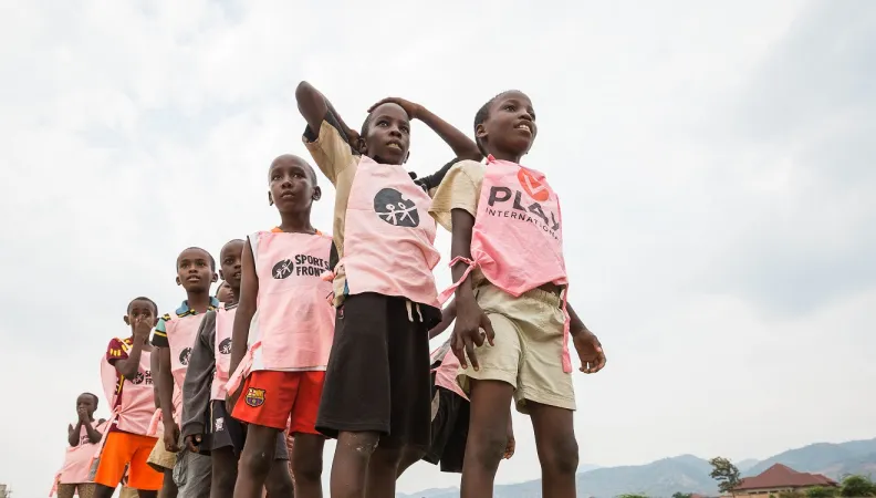 Play International Burundi AFD sport éducation jeu