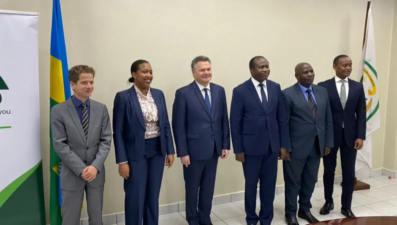 Signature AFD BRD au siège du ministère des Finances Rwandais