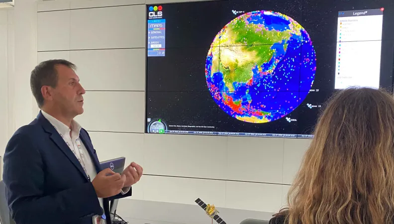 Les satellites au service du développement