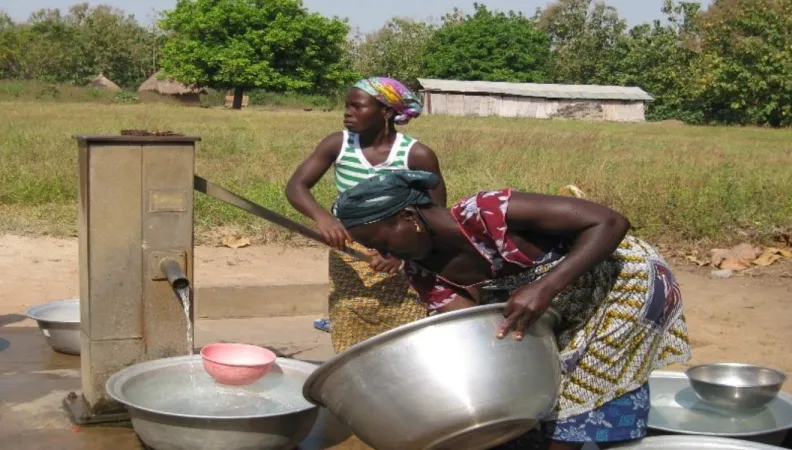 Femmes, eau, Togo