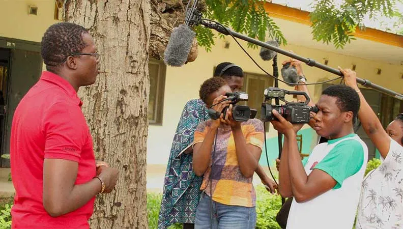 Le projet promeut le film documentaire africain comme outil de sensibilisation, d’expression et de développement.