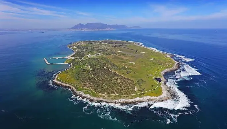 Coopération technique entre le musée de Robben Island et Paris Musées